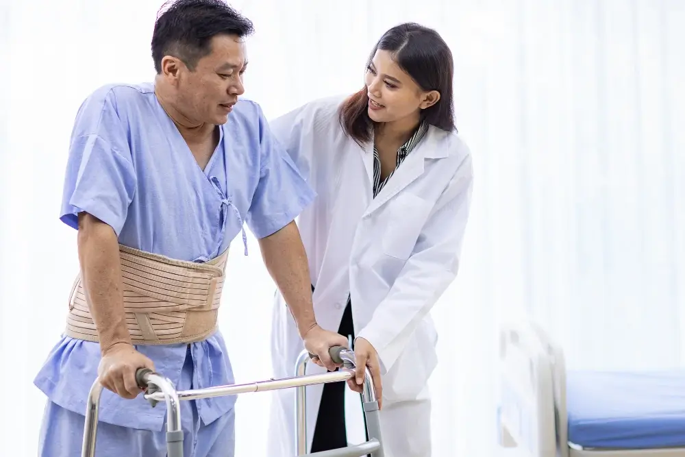 Revision Hip Replacement Surgeon in Powai performing advanced revision hip replacement surgery